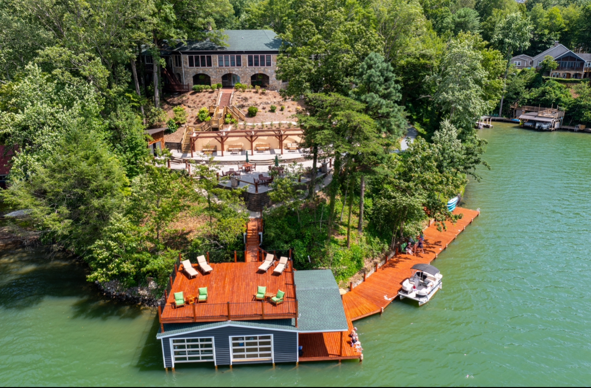 Lodge on Lake Lure